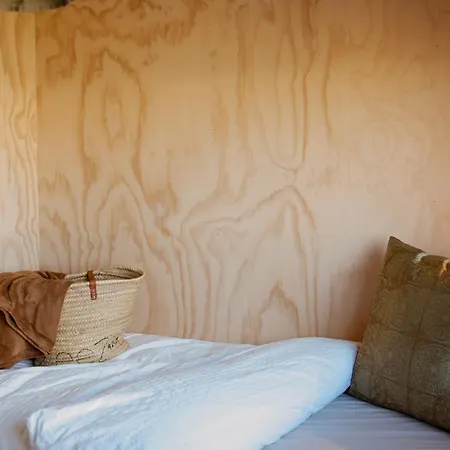 Ecohome Storm 8personen En Baby Zeezand Recreatie 't Zand