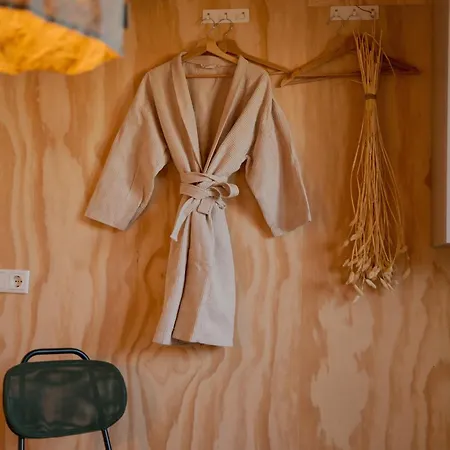 Ecohome Storm 8personen En Baby Zeezand Recreatie Prázdninový dům 't Zand