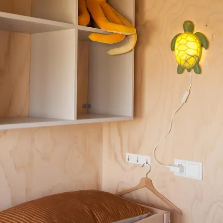 Ecohome Storm 8personen En Baby Zeezand Recreatie * 't Zand