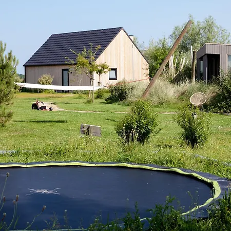 Ecohome Storm 8personen En Baby Zeezand Recreatie 't Zand