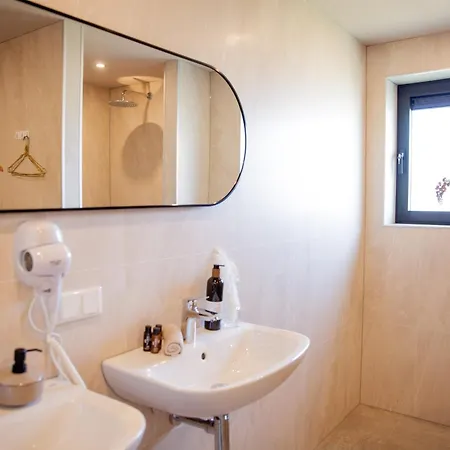 Ecohome Storm 8personen En Baby Zeezand Recreatie ט-זנד