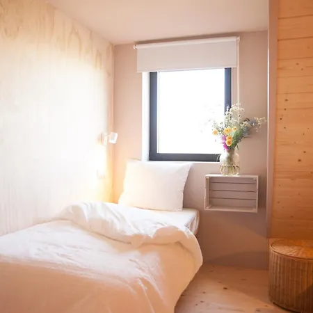 Ecohome Storm 8personen En Baby Zeezand Recreatie